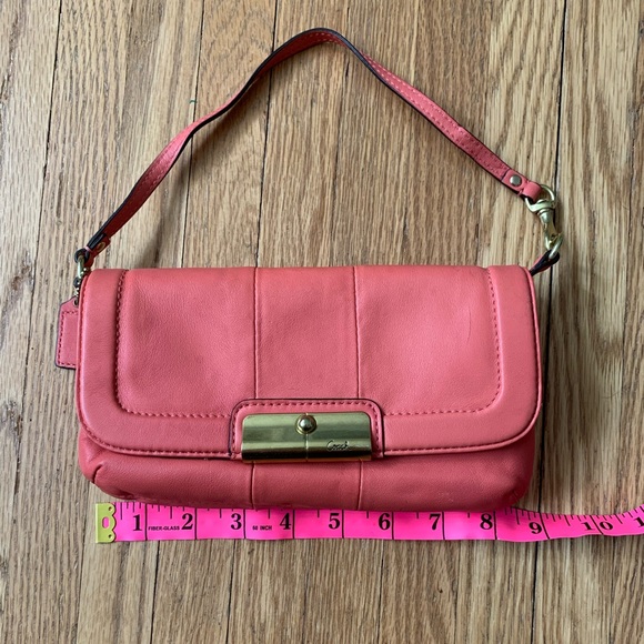 Coach Coral Wristlet/Purse - Picture 7 of 9